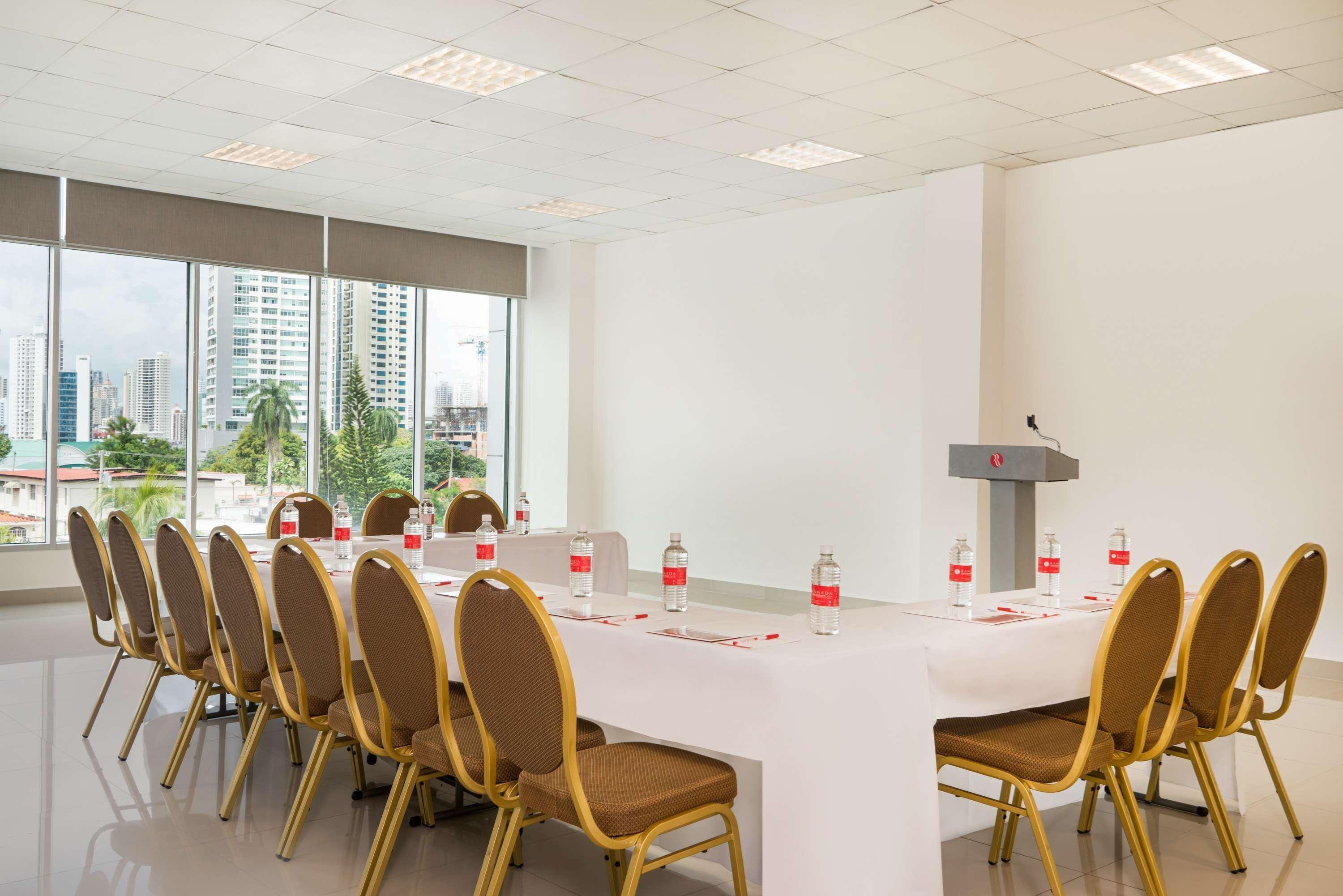 Ramada Plaza By Wyndham Panama Punta Pacifica Ξενοδοχείο Εξωτερικό φωτογραφία