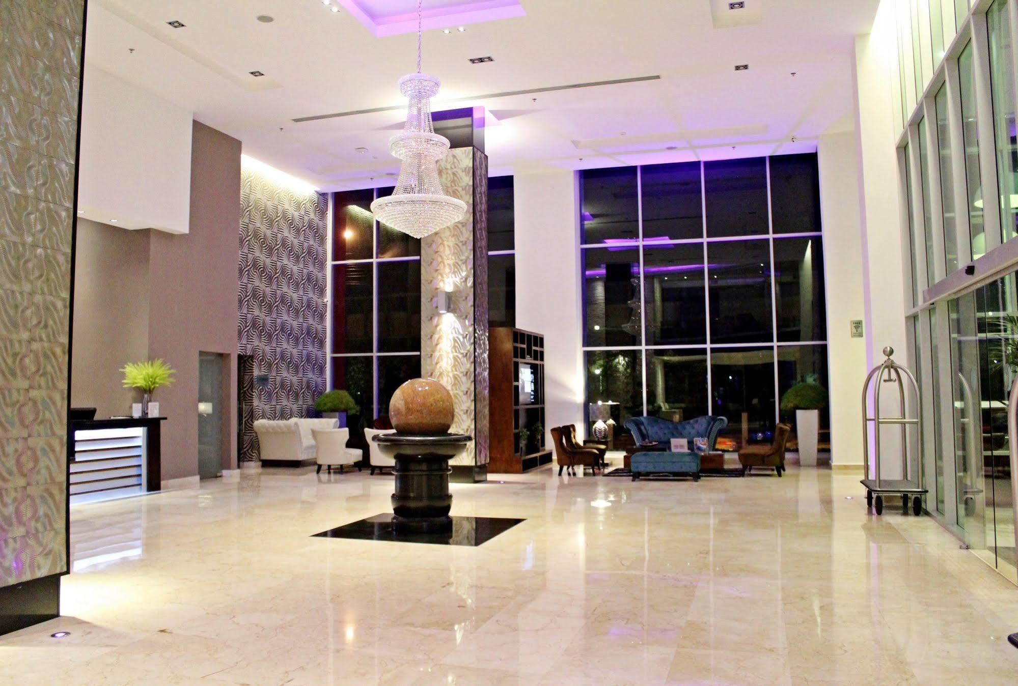 Ramada Plaza By Wyndham Panama Punta Pacifica Ξενοδοχείο Εξωτερικό φωτογραφία
